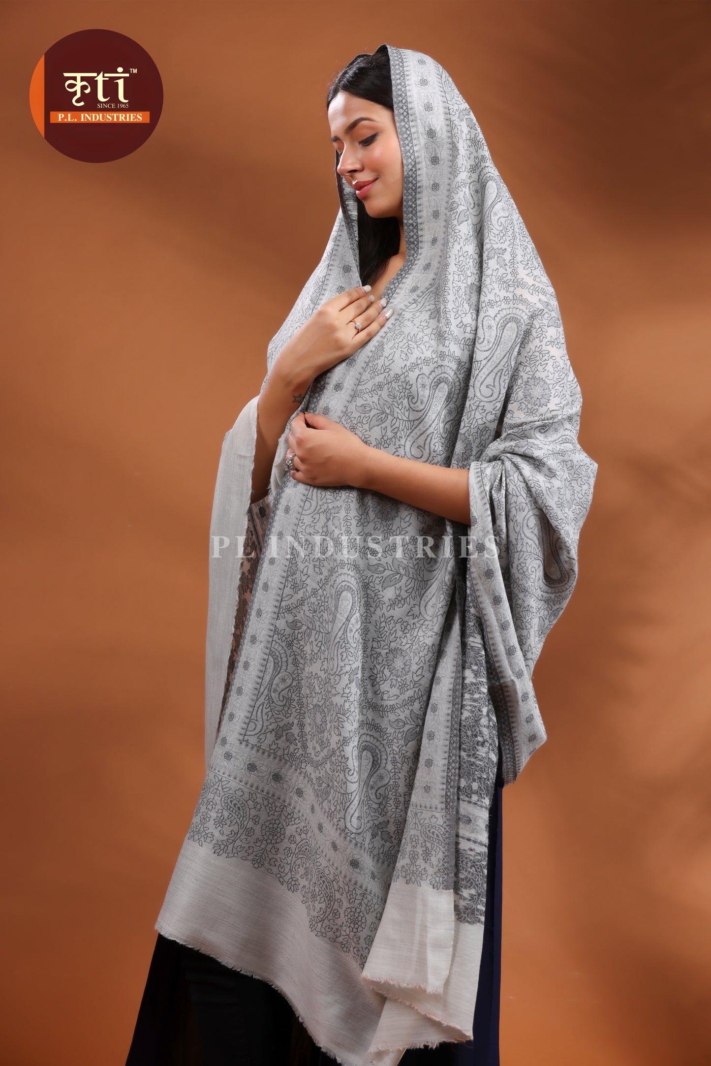 KRITI Premium Paisley Floral Design Fine Wool Grey Shawl for Women