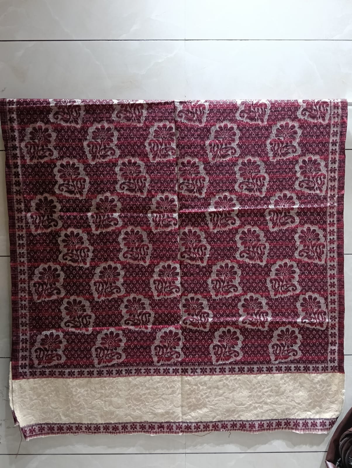 KRITI Floral Pattern Woollen Color Shaw For Women