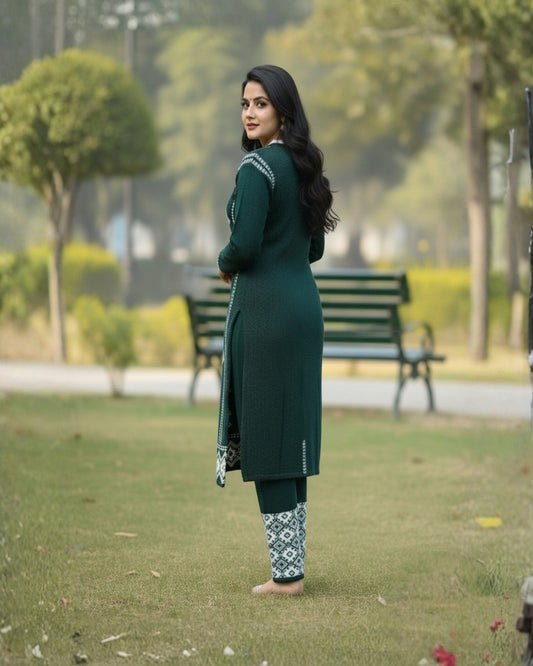 प्रीमियम 3-पीस ऊनी विंटर कुर्ती सेट | बॉटम और स्टोल के साथ बुना हुआ कुर्ता | M-XXL साइज़