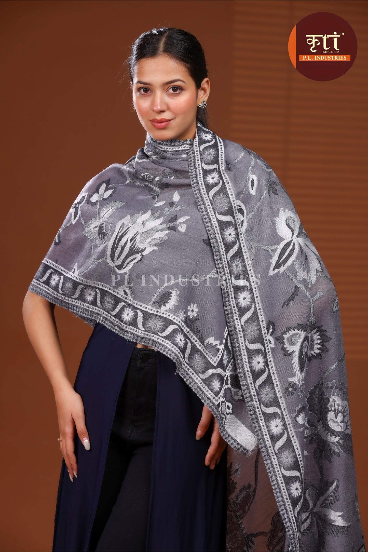KRITI Luxury Floral Pattern Fine Wool Grey Color Stole For Girl