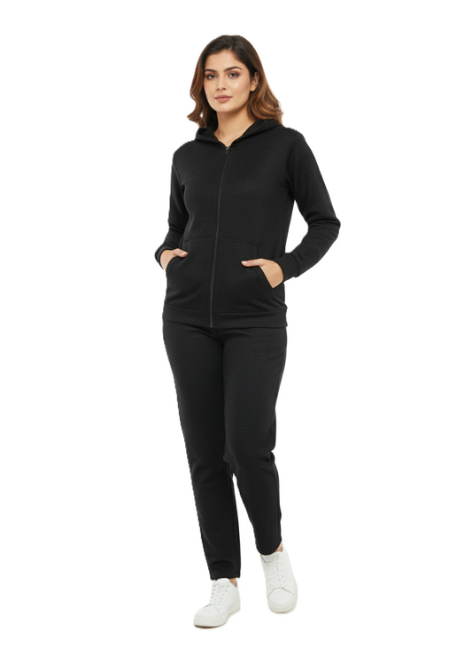 KRITI महिलाओं के लिए पॉलिएस्टर ब्लेंड काले रंग की हुडीज़ ट्रैकसूट विंटरवियर के लिए