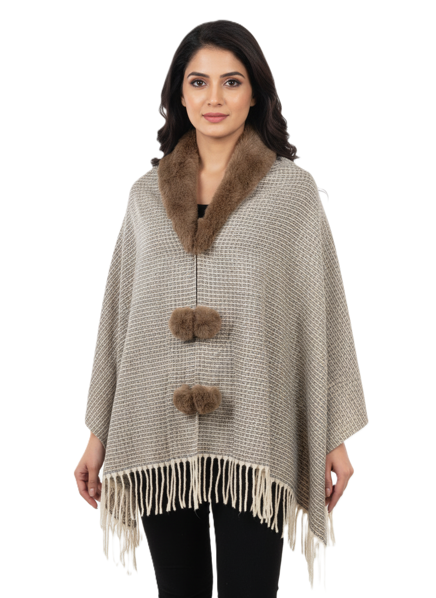 महिलाओं के लिए फॉक्स फर कॉलर पोंचो रैप - फ्रिंज के साथ ओवरसाइज़्ड ओपन फ्रंट केप