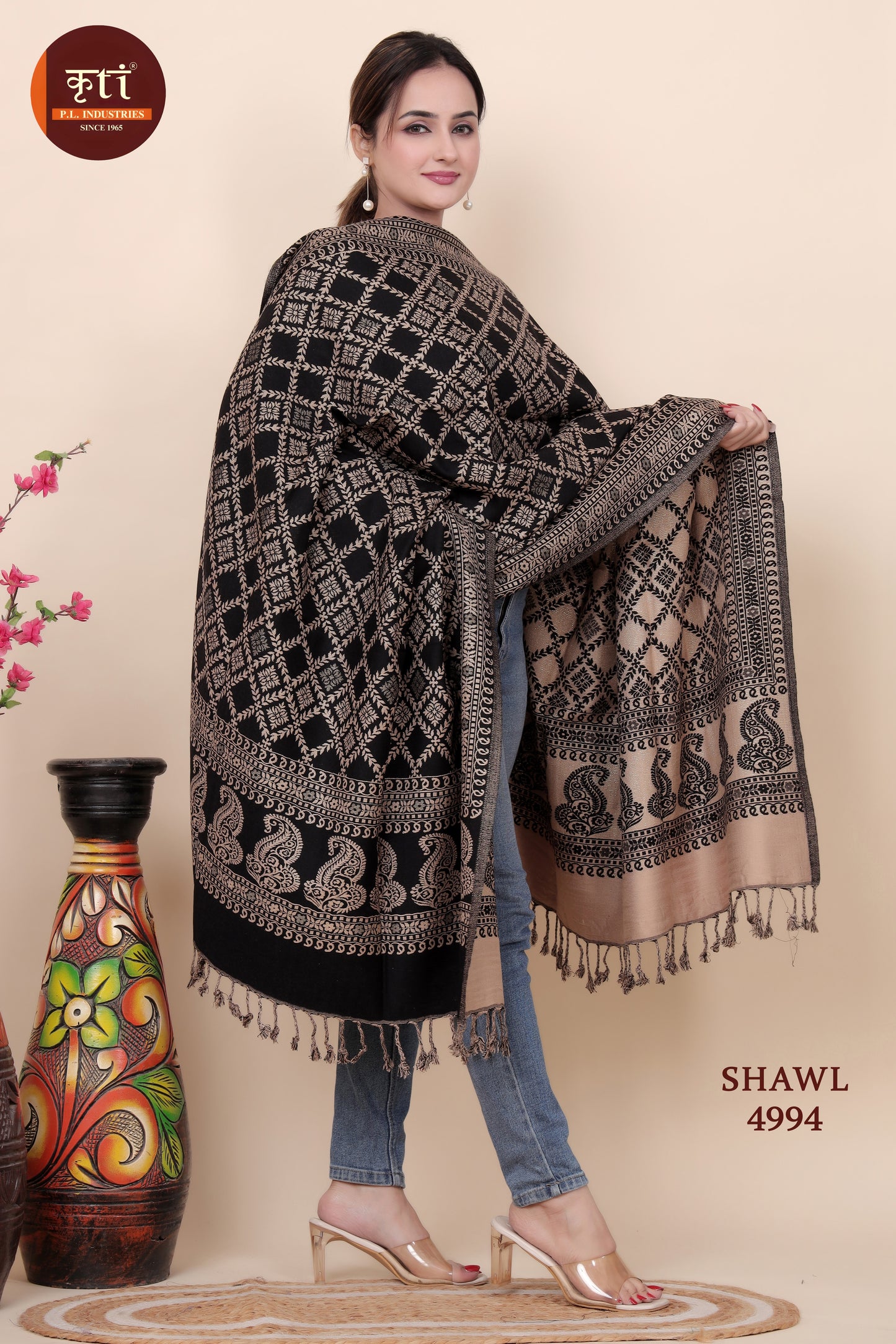 KRITI Classic Pattern Woollen Black Color Shawl Women