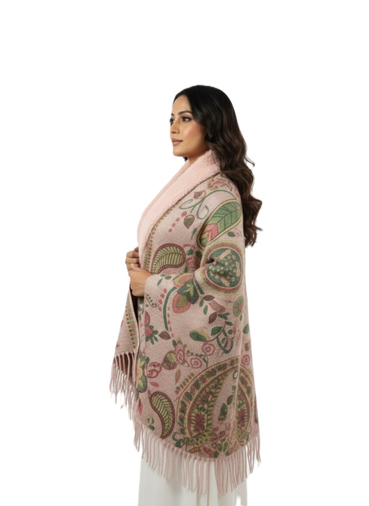 महिलाओं के लिए शानदार पैस्ले प्रिंटेड पोंचो केप, फॉक्स फर ट्रिम के साथ | गर्म बहुरंगी ऊनी मिश्रण आउटरवियर