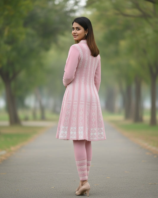 KRITI बुना हुआ ऊनी फ्रॉक कुर्ता सेट | बॉटम वियर के साथ 2-पीस विंटर कुर्ती 