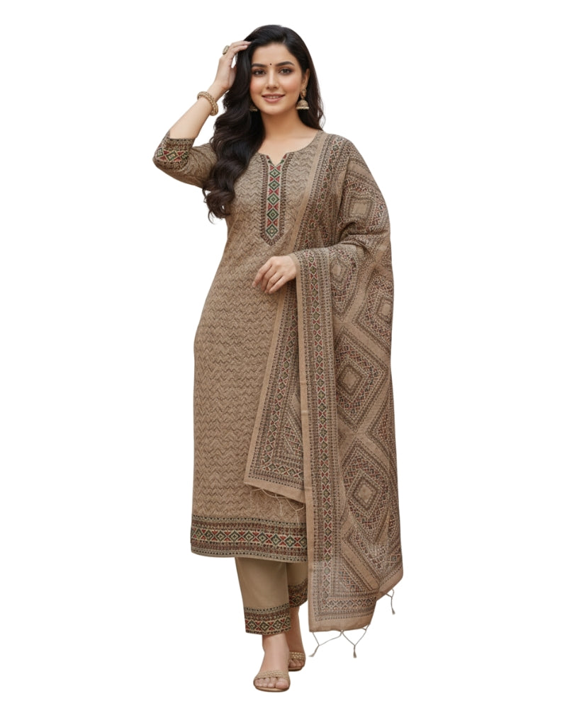 KRITI महिलाओं के लिए डिजिटल प्रिंट ऊनी कैमल रंग का अनस्टिच्ड फ़ैब्रिक सूट सेट विंटरवियर 