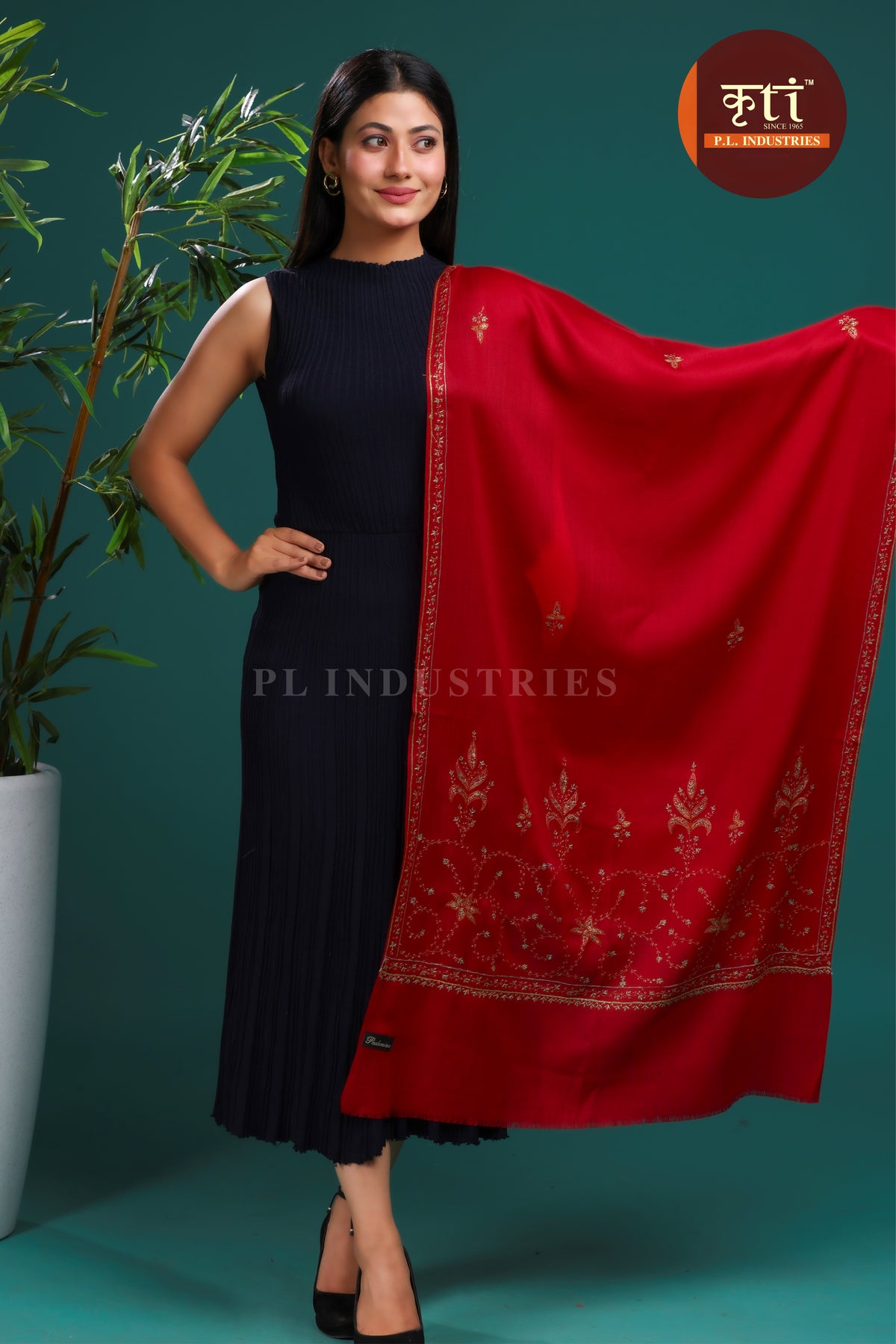 Kashmiri Hand Embroidered Pure Wool Stole- Red