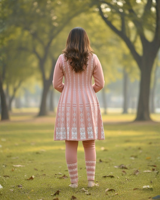 KRITI बुना हुआ ऊनी फ्रॉक कुर्ता सेट | बॉटम वियर के साथ 2-पीस विंटर कुर्ती 