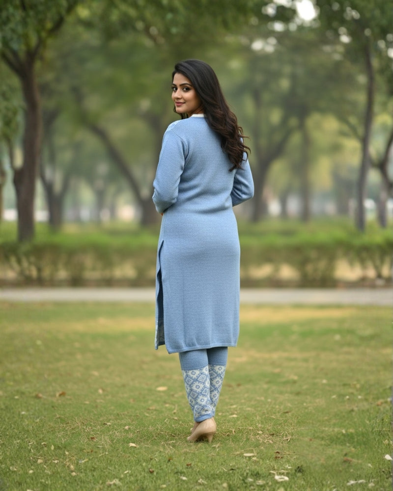 प्रीमियम 3-पीस ऊनी विंटर कुर्ती सेट | बॉटम और स्टोल के साथ बुना हुआ कुर्ता | M-XXL साइज़