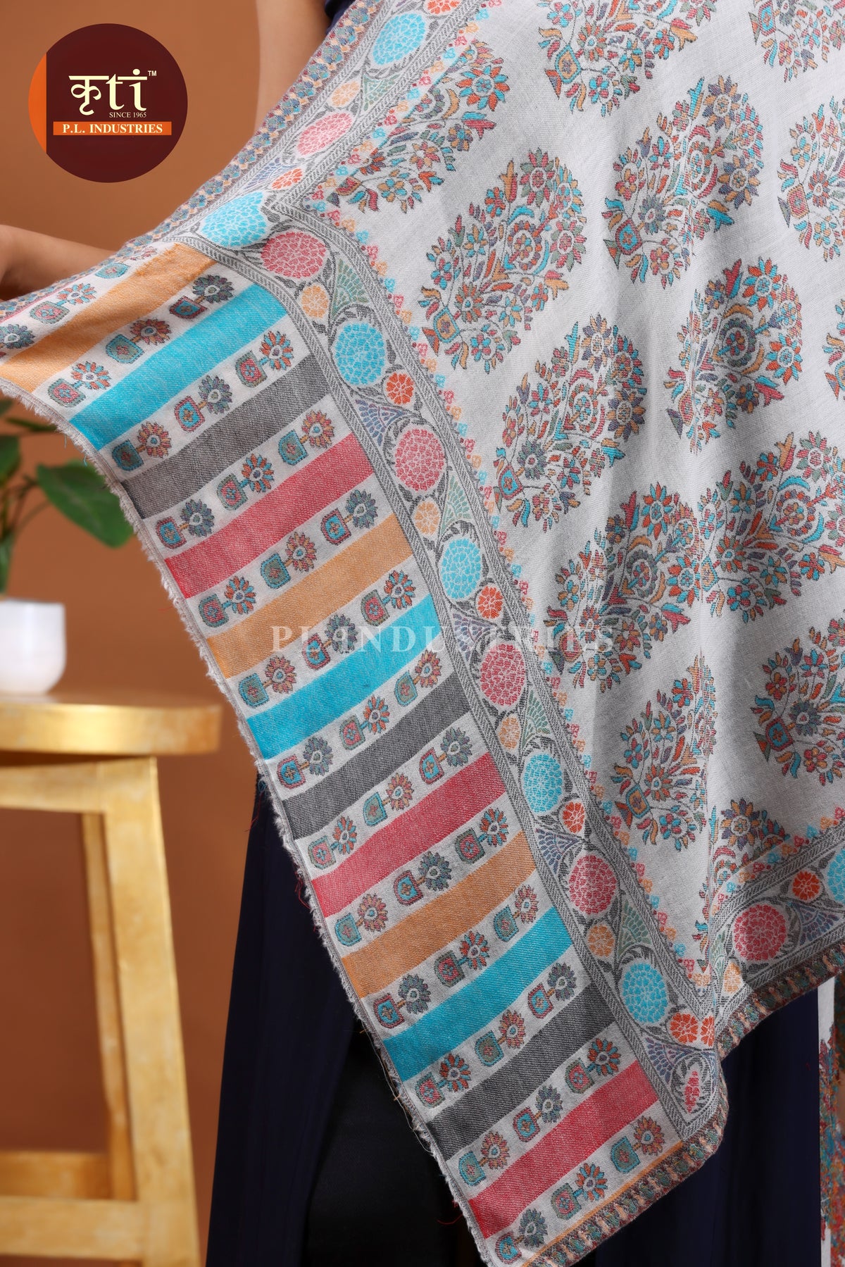 Premium Pashmina ( Fine Wool) Lightweight - Gray