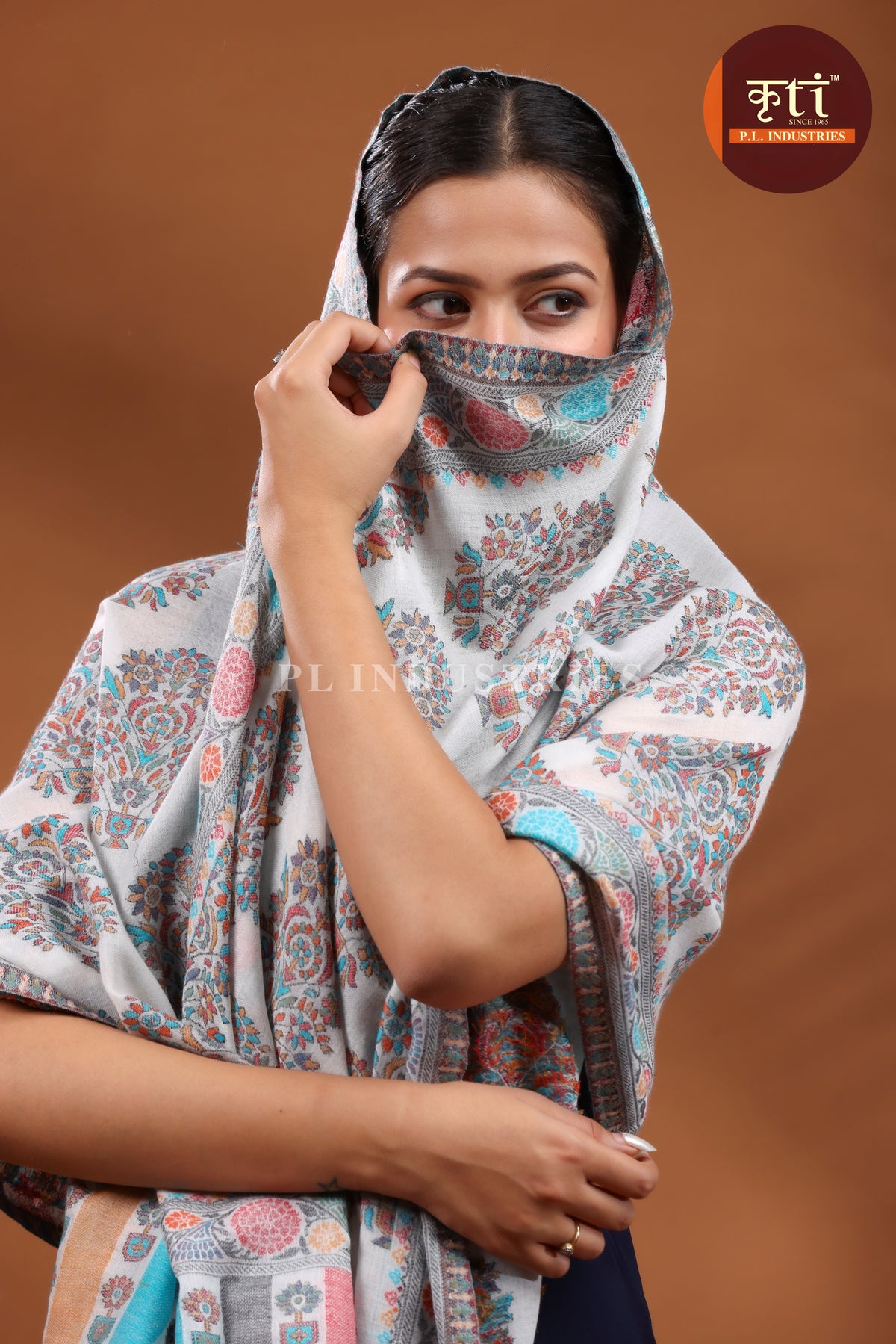 Premium Pashmina ( Fine Wool) Lightweight - Gray