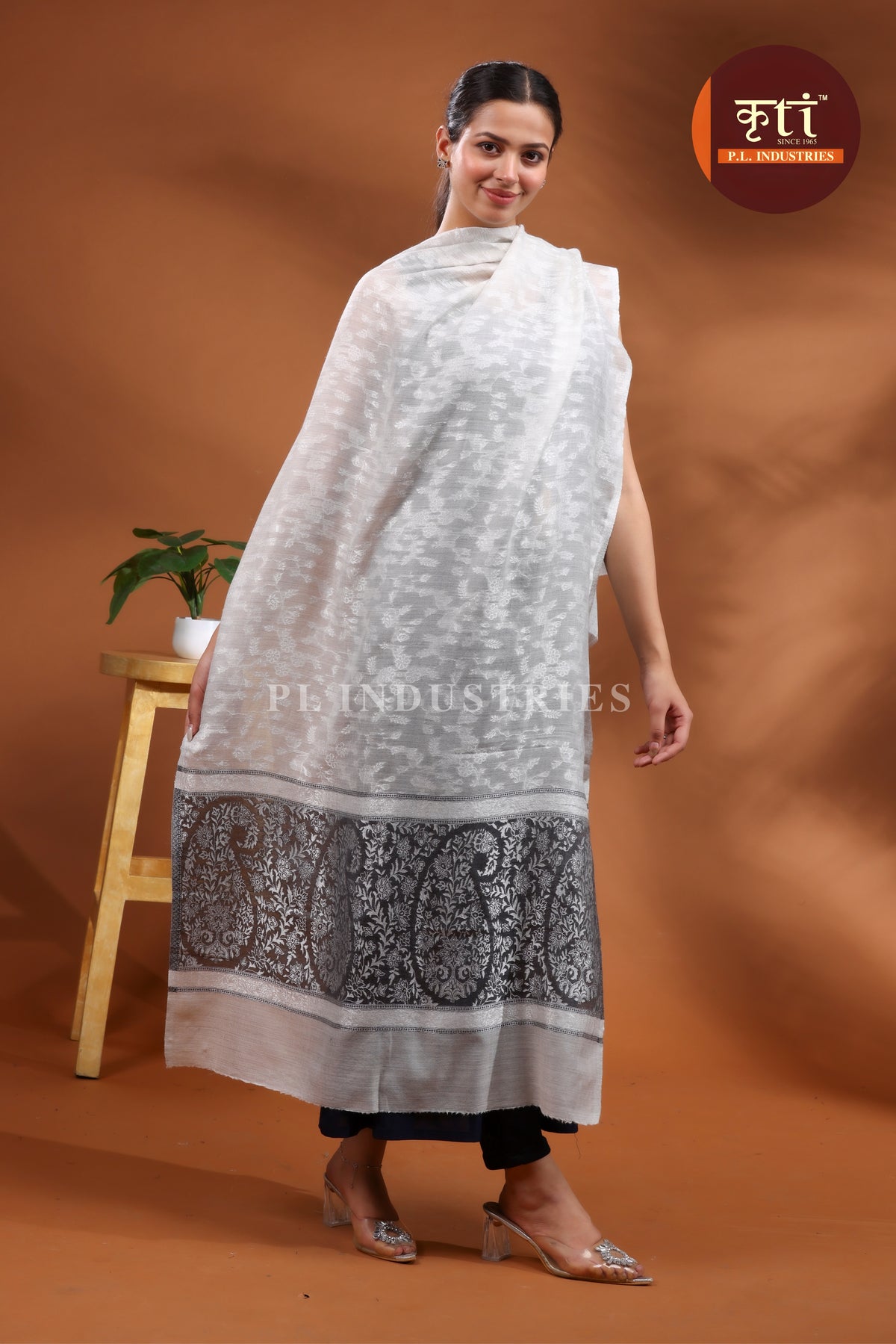 Premium Pashmina (Fine Wool) Lightweight Stole - Beige