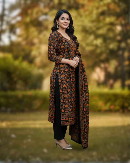 KRITI महिलाओं के लिए फ्लोरल डिज़ाइन ऊनी काला नारंगी रंग का अनस्टिच्ड फ़ैब्रिक सूट सेट विंटरवियर