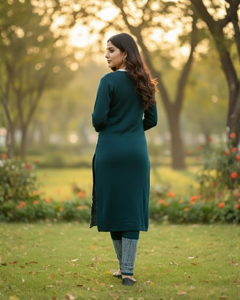 प्रीमियम 3-पीस ऊनी विंटर कुर्ती सेट | बॉटम और स्टोल के साथ बुना हुआ कुर्ता | M-XXL साइज़