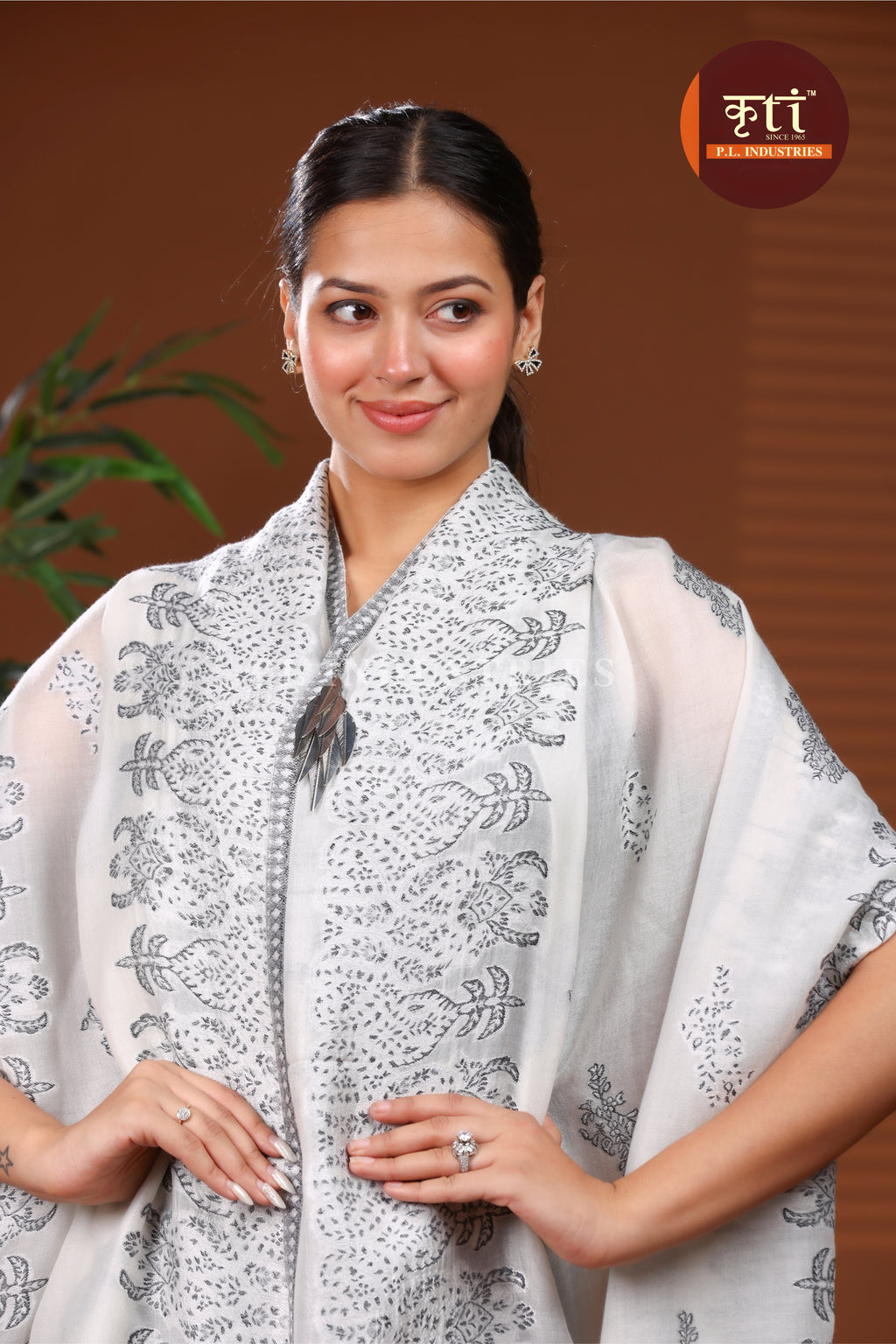 Pashmina Premium (Fine Wool) Lightweight Stole - White