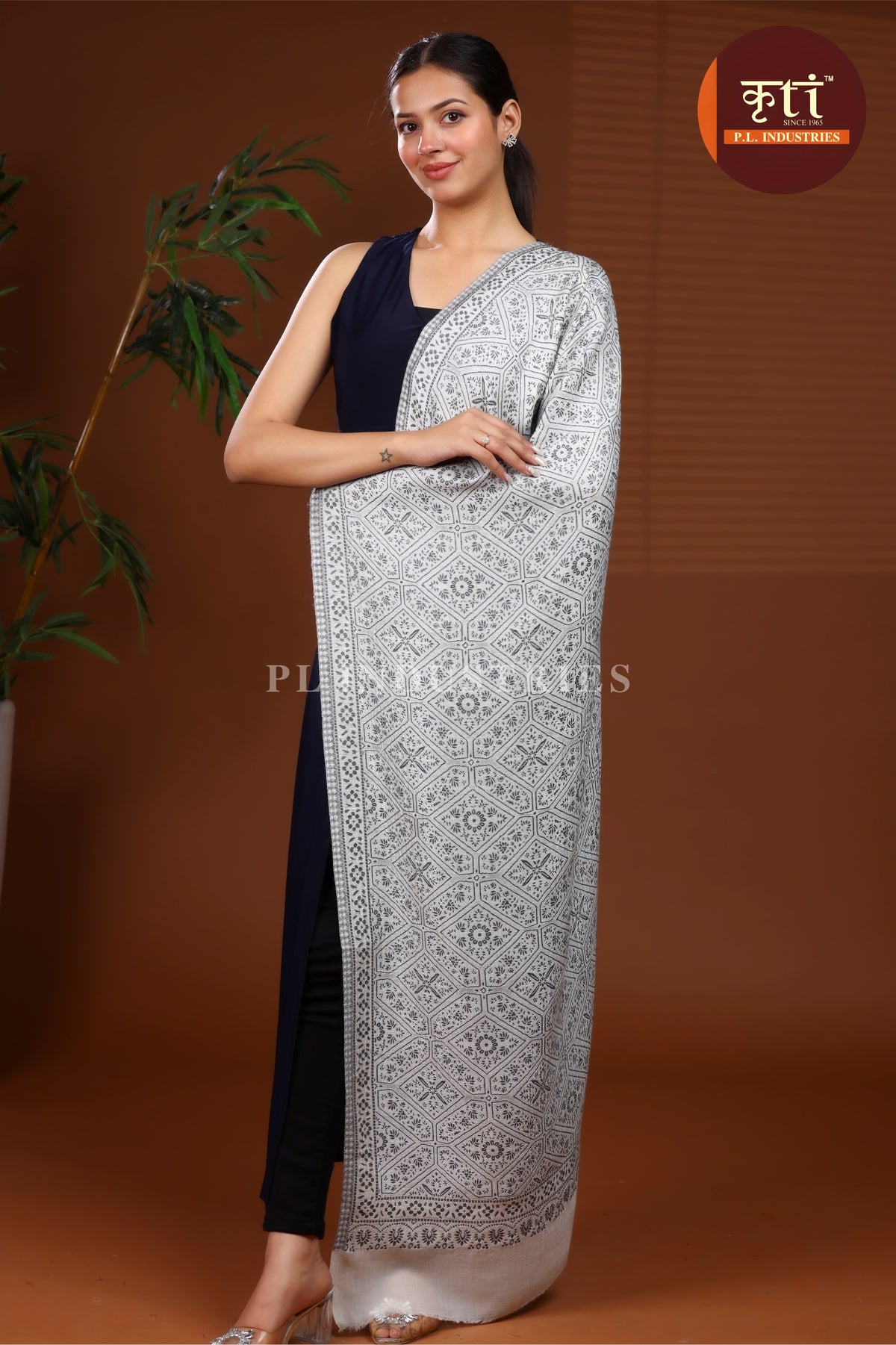 Premium Pashmina Fine Wool Lightweight Stole - White