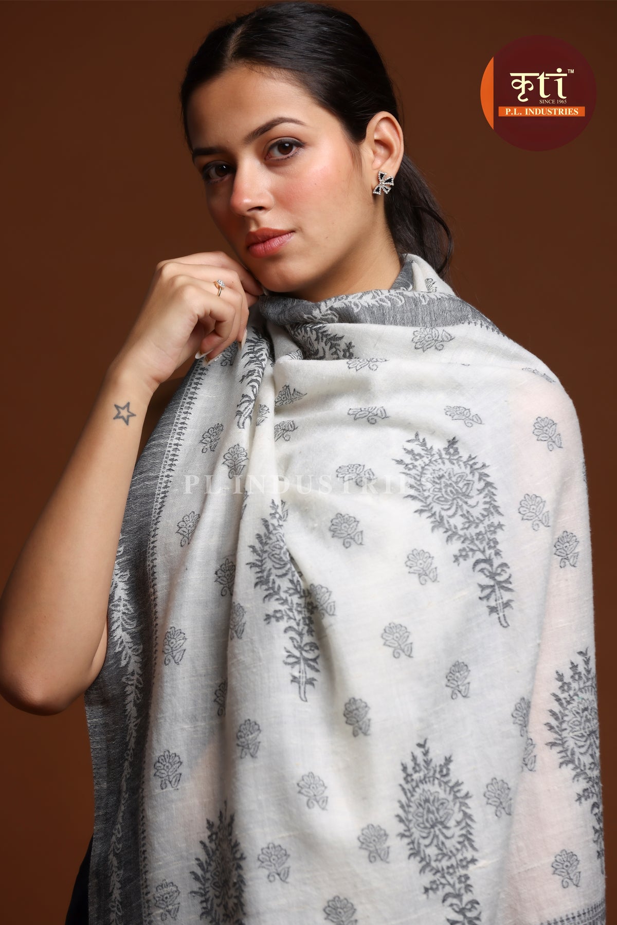 Premium Pashmina Lightweight White and Grey Stole