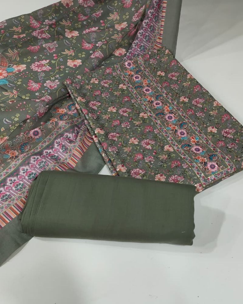 Floral Print Suit with Thread Embroidery- Green