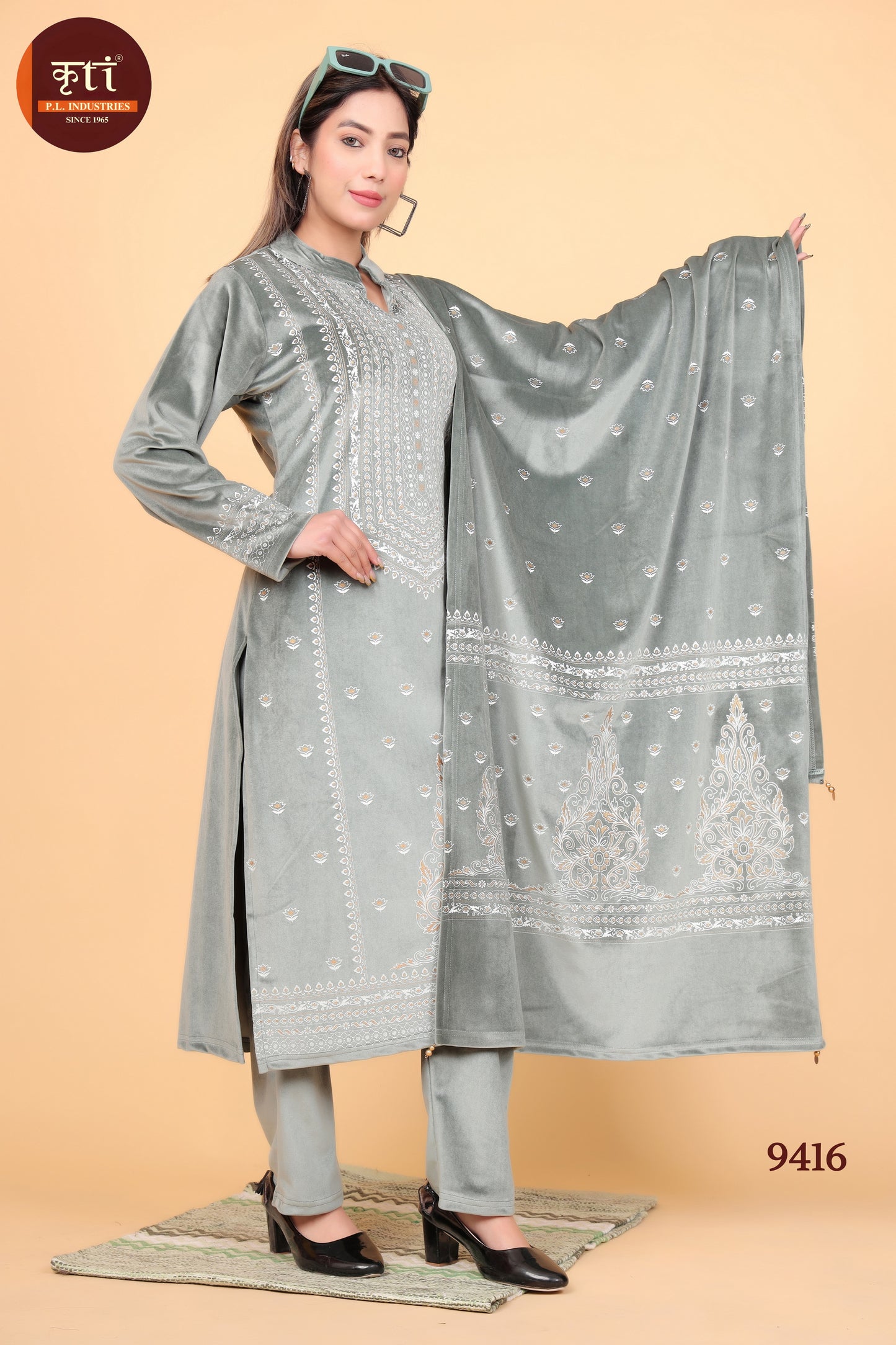 Winter-Ready Velvet Kurti Set with Bottom and Dupatta Luxurious Fabric Elegant & Cozy