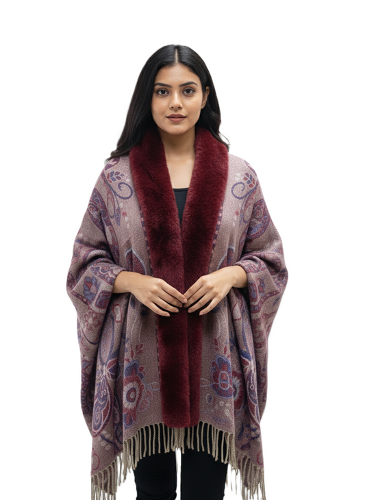 महिलाओं के लिए शानदार पैस्ले प्रिंटेड पोंचो केप, फॉक्स फर ट्रिम के साथ | गर्म बहुरंगी ऊनी मिश्रण आउटरवियर