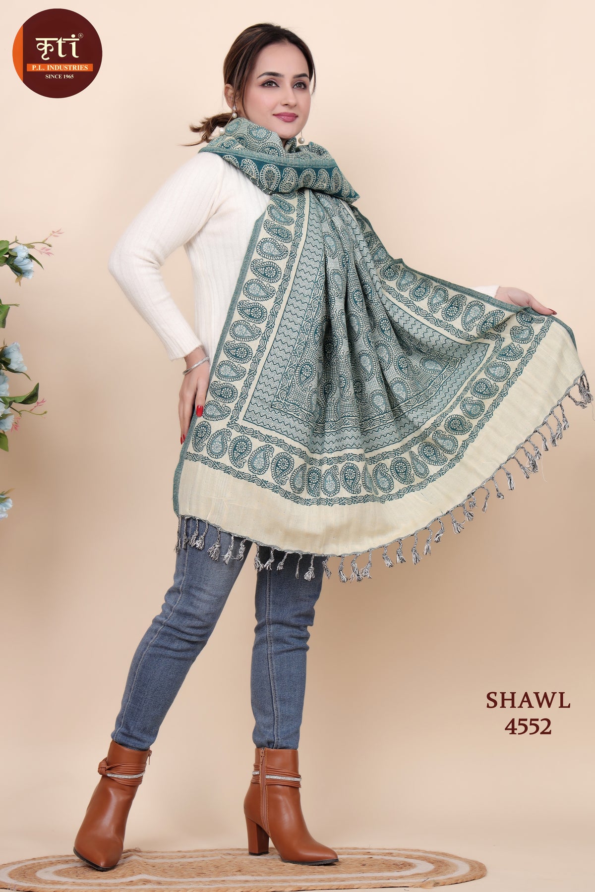 Designer Woolen Shawl for Women- Green