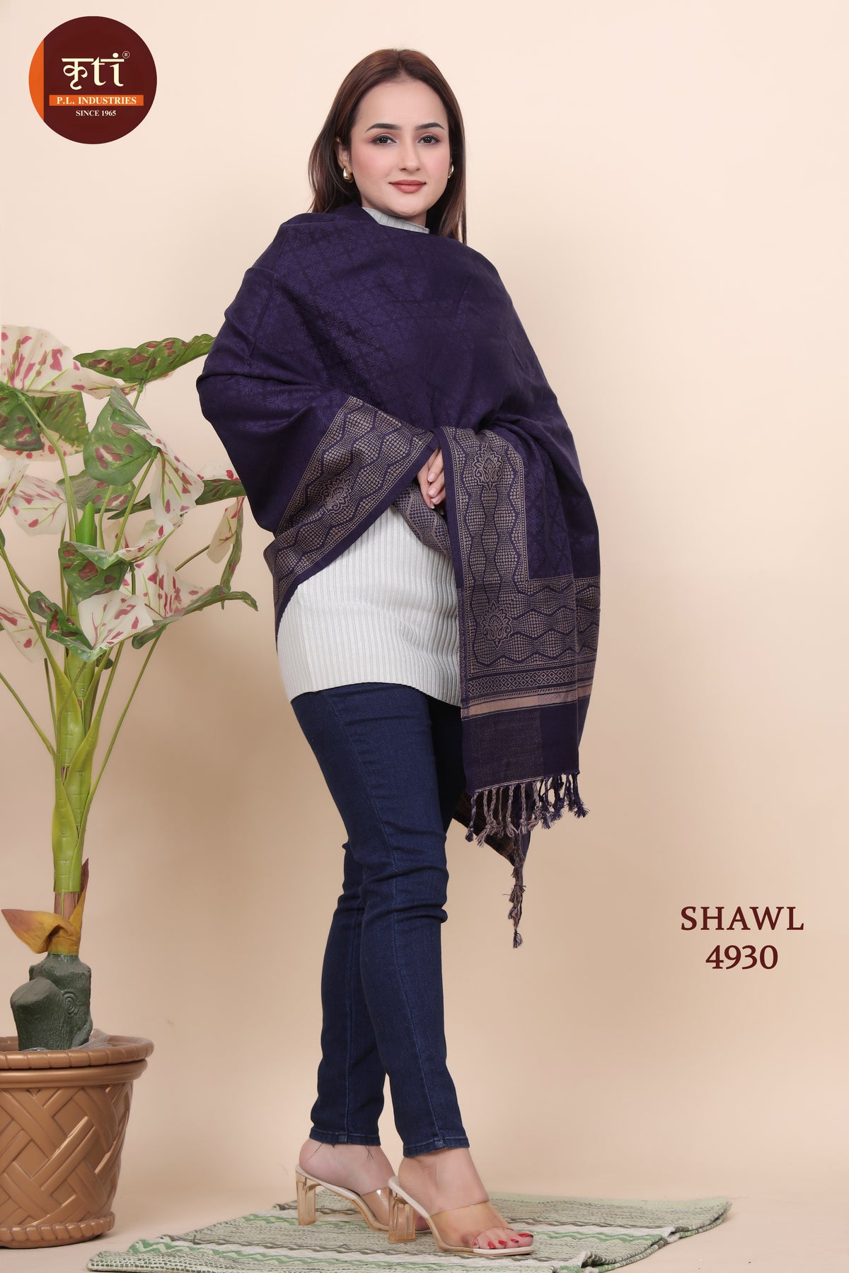 KRITI Floral Border Woollen  Navy Color Shawl For Women