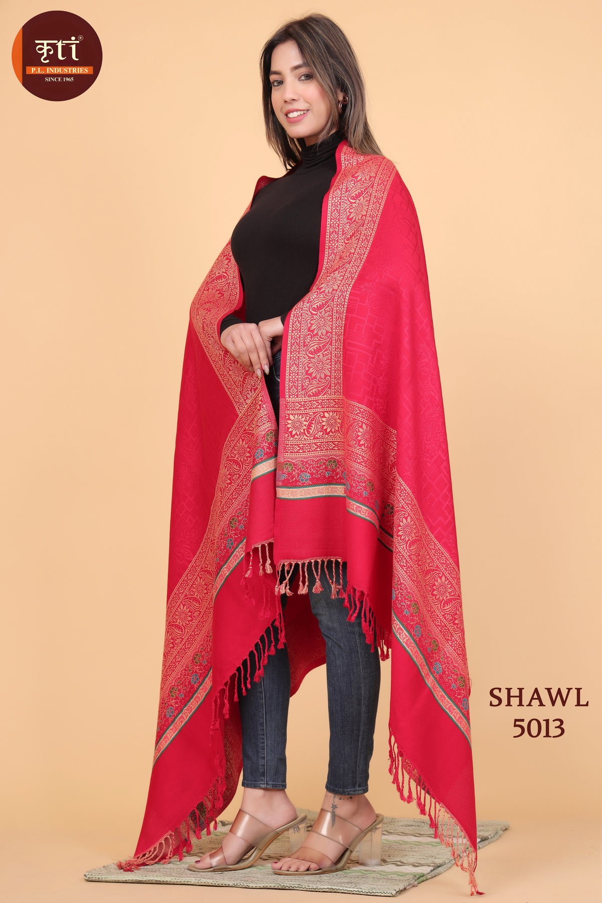 Kullu Patti Border Woollen Red Color Shawl