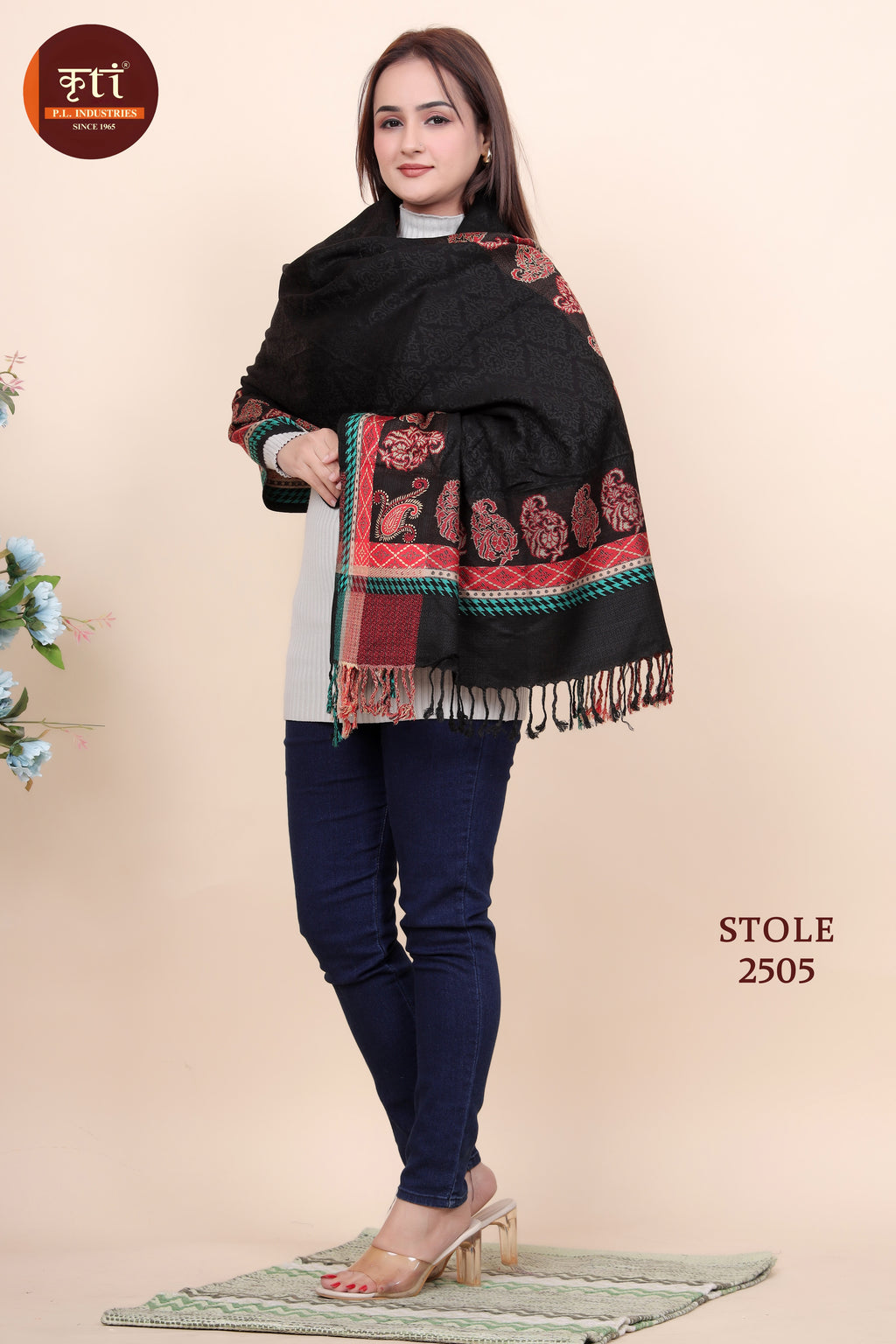 Paisley Border Woollen Stole For Girls - Black