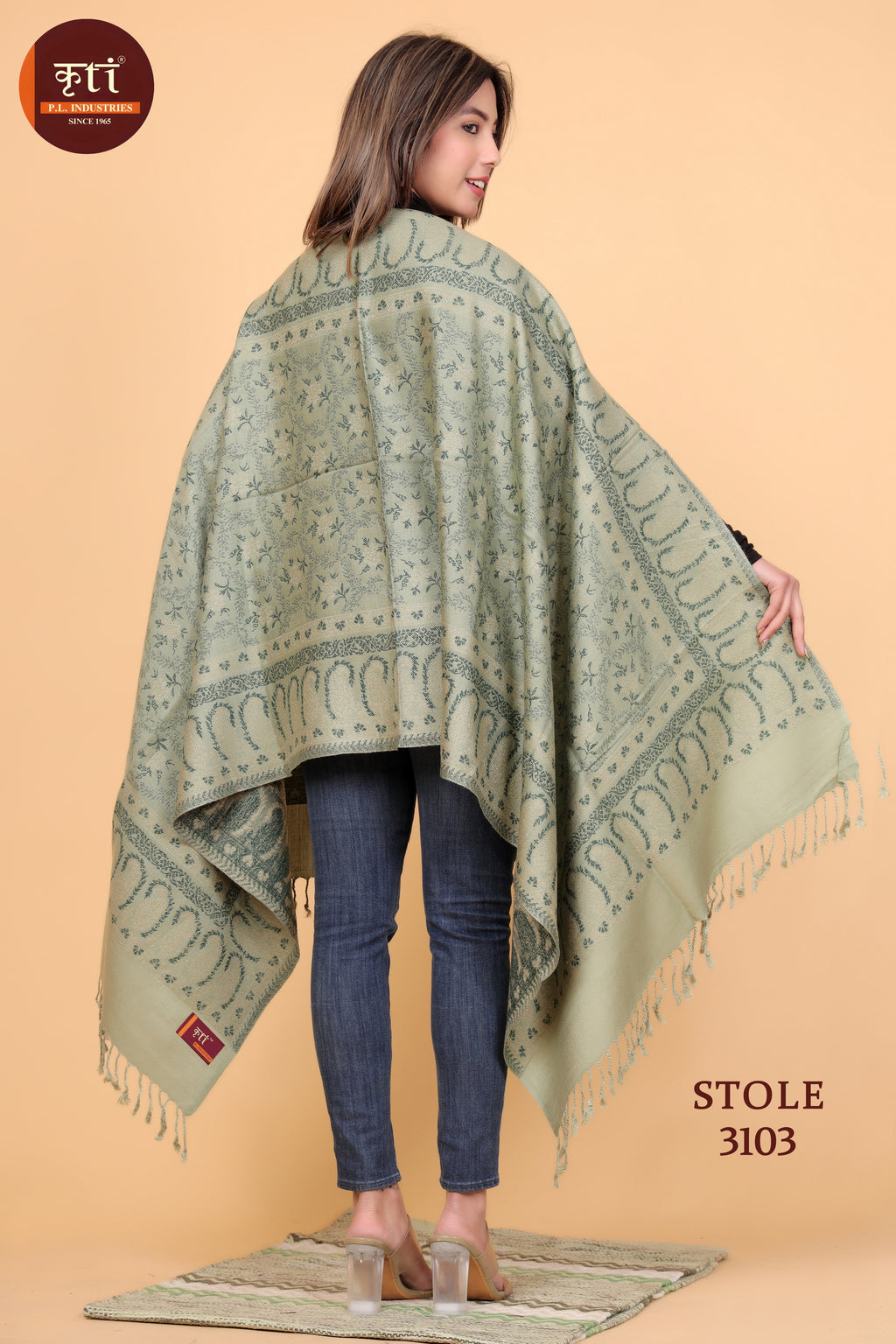 Paisley Design Color Stole - Woollen
