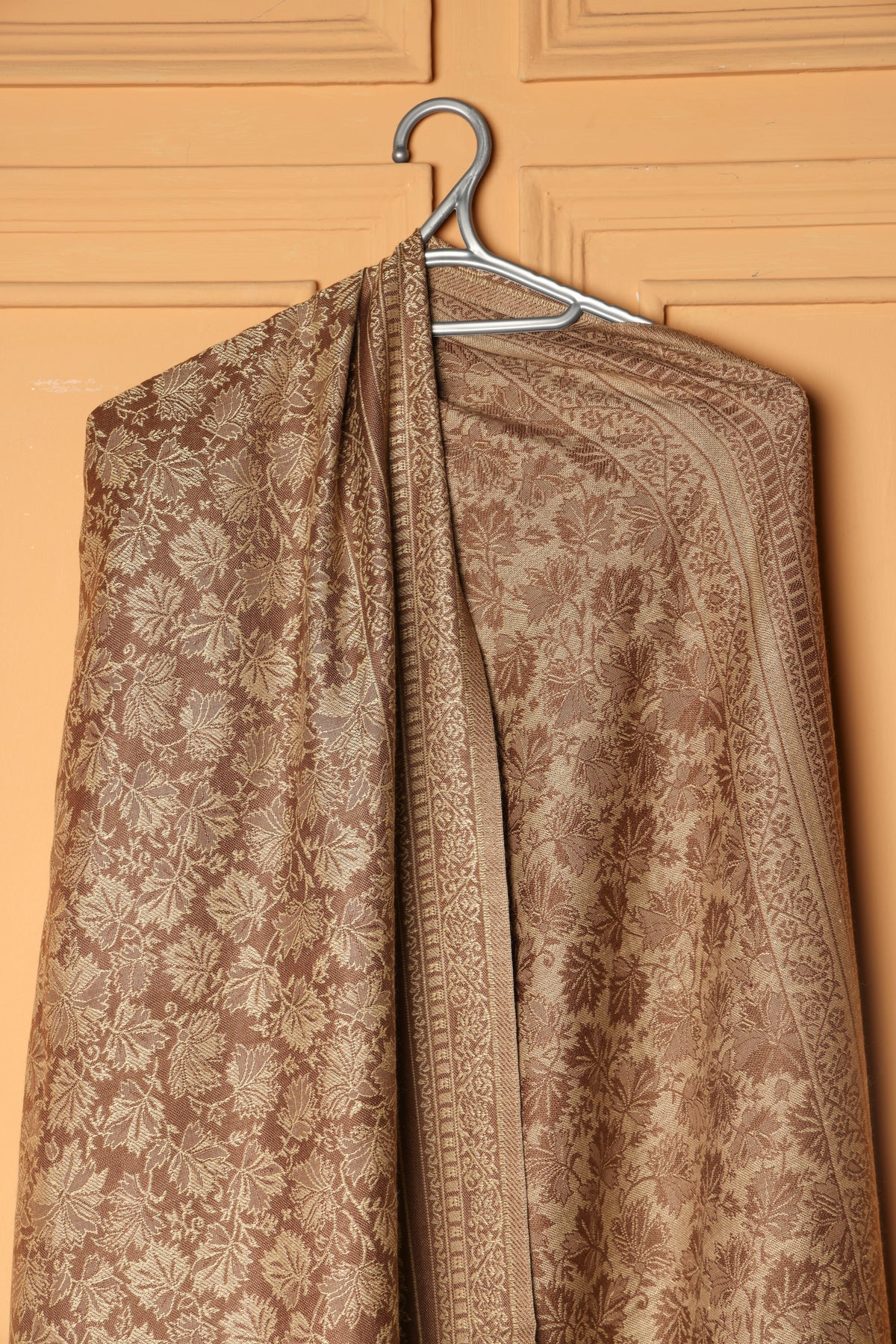 Winter woollen Chinar Patti design stole - Camel