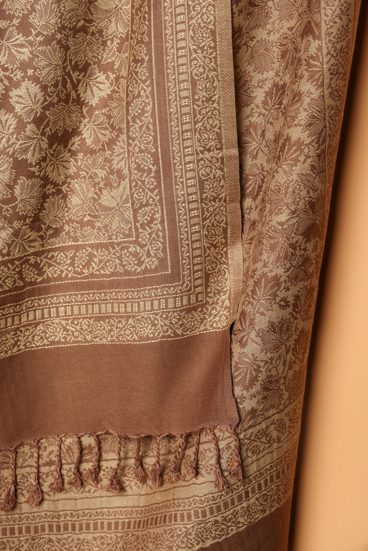 Winter woollen Chinar Patti design stole - Camel