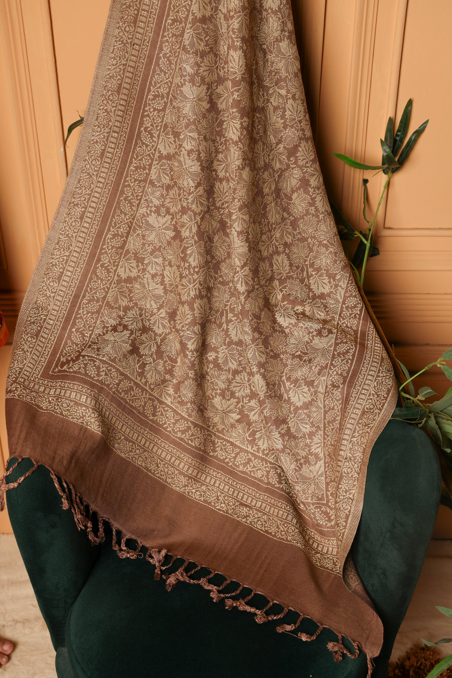 Winter woollen Chinar Patti design stole - Camel