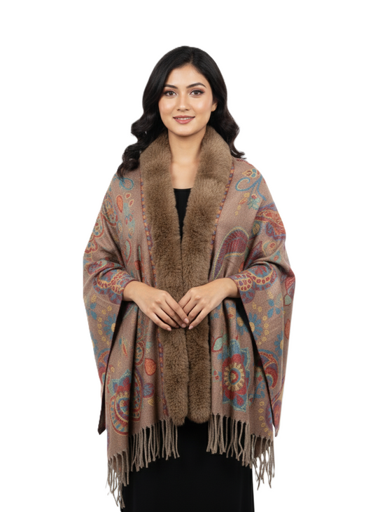 महिलाओं के लिए शानदार पैस्ले प्रिंटेड पोंचो केप, फॉक्स फर ट्रिम के साथ | गर्म बहुरंगी ऊनी मिश्रण आउटरवियर