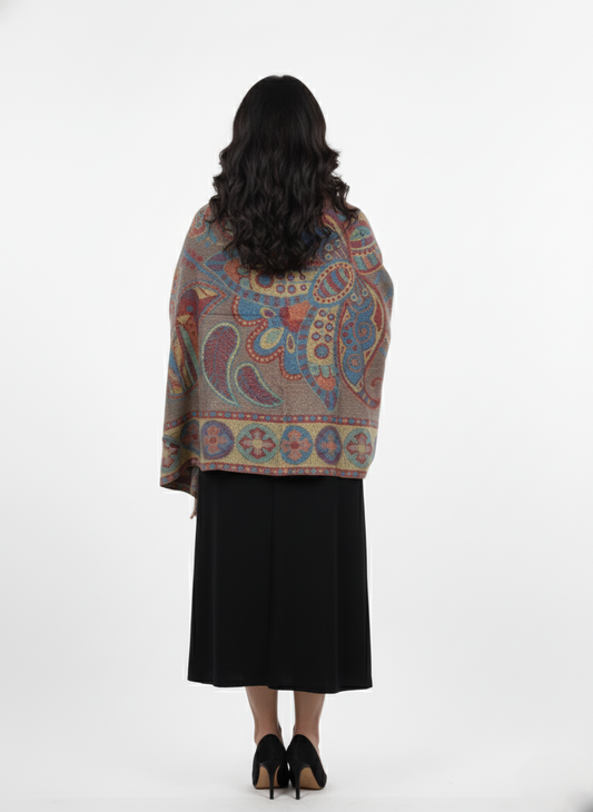 महिलाओं के लिए शानदार पैस्ले प्रिंटेड पोंचो केप, फॉक्स फर ट्रिम के साथ | गर्म बहुरंगी ऊनी मिश्रण आउटरवियर