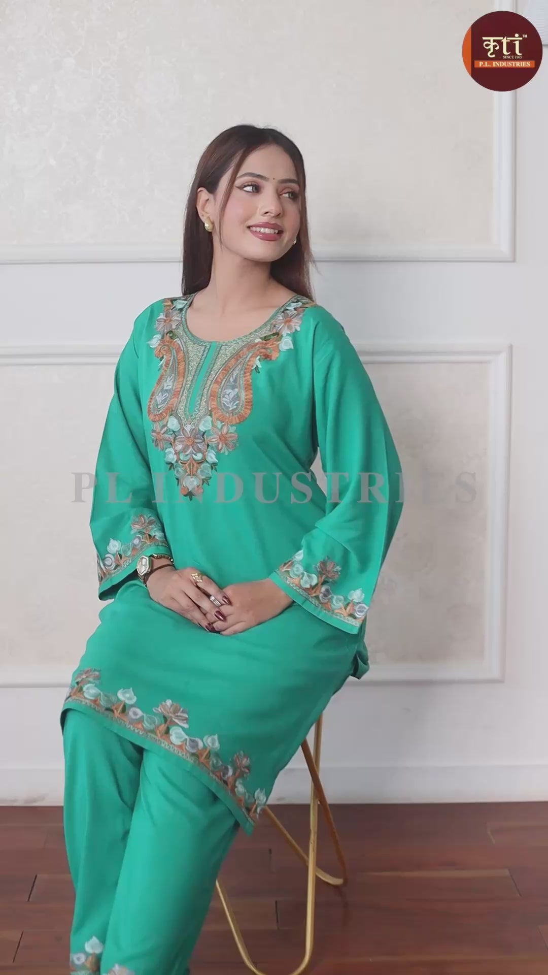 Green Kashmiri Embroidered Rayon Cotton Co-Ord Set